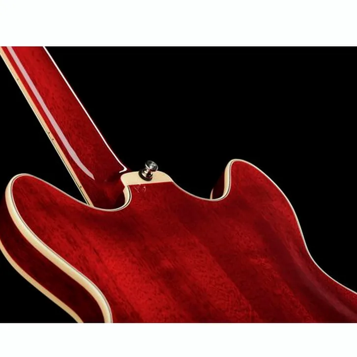 Guild Starfire I Bass LH Cherry Red: test och recension av basgitarren