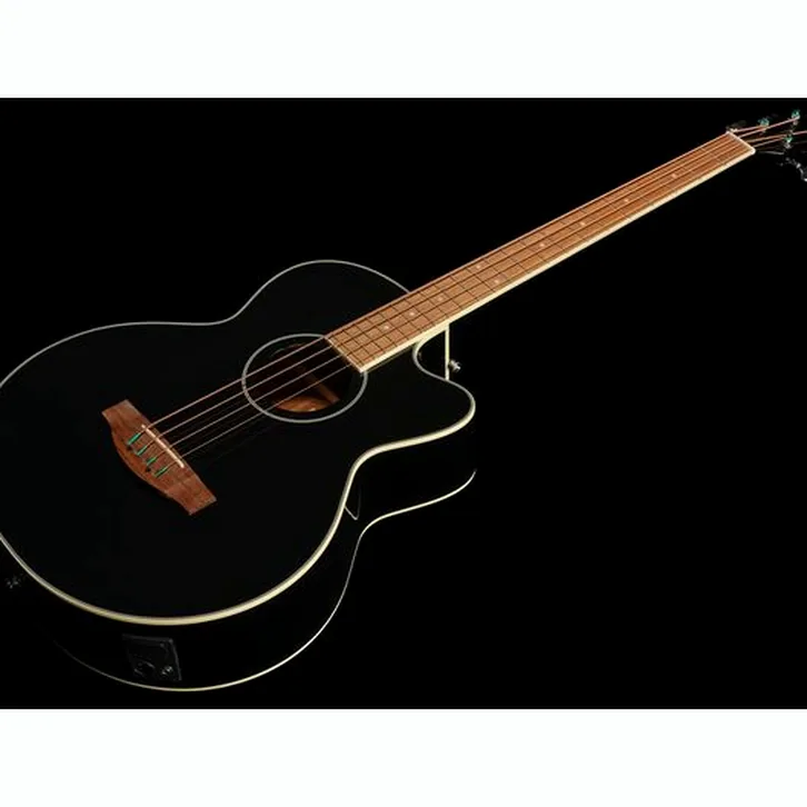 Harley Benton B-30BK Acoustic Bass Bundle recension: ljud, byggkvalitet och känsla