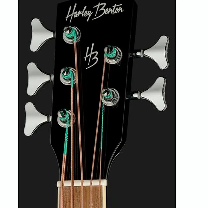 Recension av Harley Benton B-35BK-FL Acoustic Bass Bundle: våra intryck efter att ha spelat