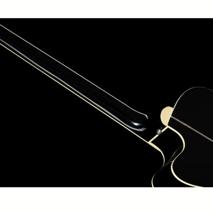 Recension av Harley Benton B-35BK-FL Acoustic Bass Bundle: våra intryck efter att ha spelat