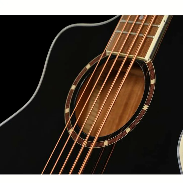Ortega D8CE-5-L, test av basgitarr