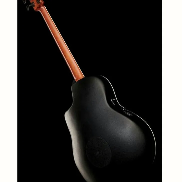 Ovation Celebrity Elite CEB44X-7C-G test och teknisk recension