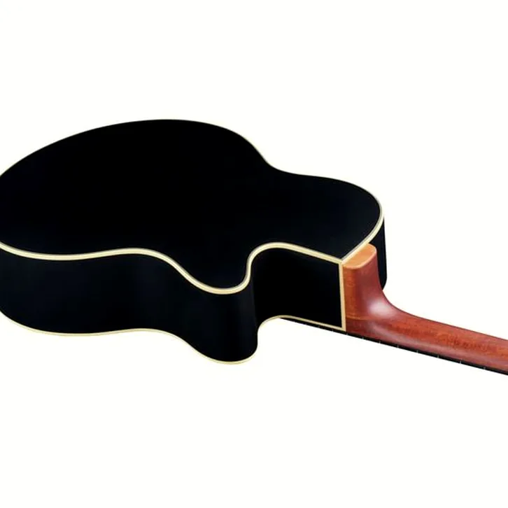 Warwick RB Alien Standard 5 FL NT LH: test och recension av basgitarren