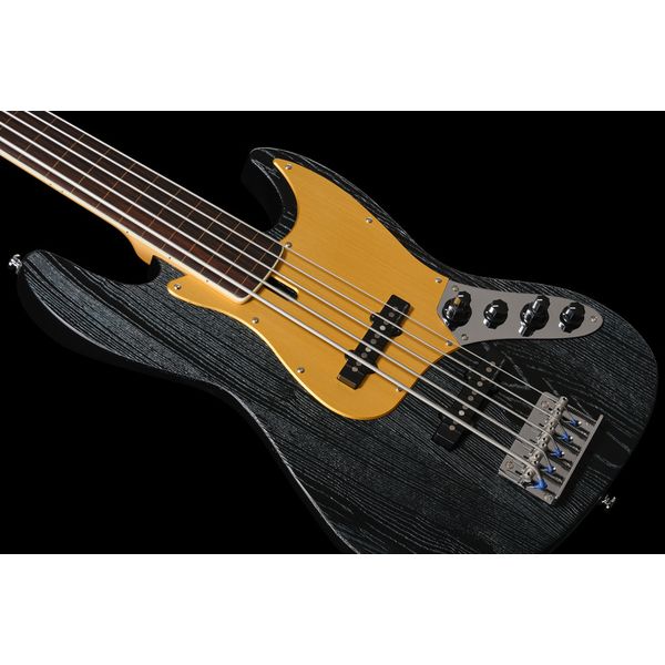 Marcus Miller V7-5 Sandblasted BK TE FL